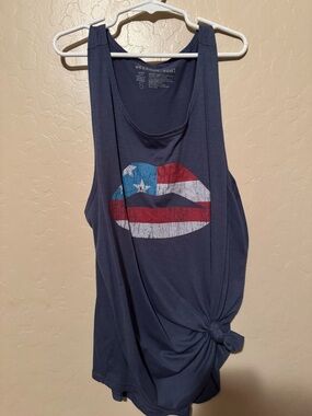 Women’s Navy Graphic Knot Tank Top - Lip Flag Print